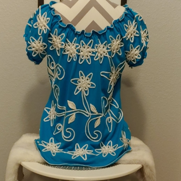 Lauren Michelle Top! - Picture 5 of 8